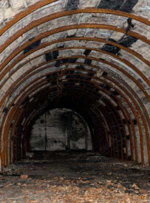 Kędzierzyn-Koźle, Sławięcice, obóz koncentracyjny, 2 wojna światowa, wwII, wnętrze schronu przeciwlotniczego, sklepienie, tunelowe, Salzgitter-Bunker, Krankenhäuser (6).